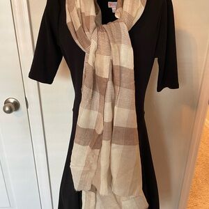 Ahujasons Elegant Beige and Brown Scarf